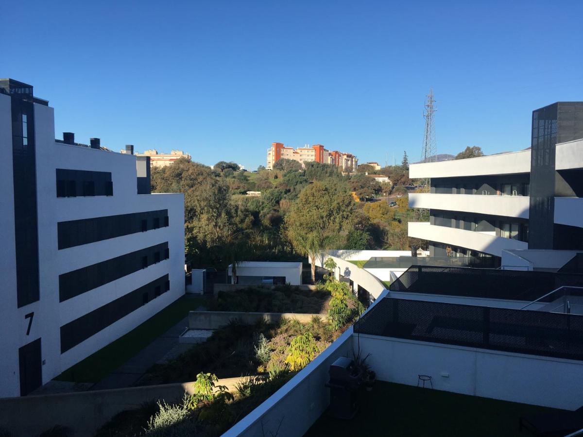 Bright Apartment, Community Pool And Own Private Pool On Splendid Terrace, Garage, 900m, Mountains 200m Estepona